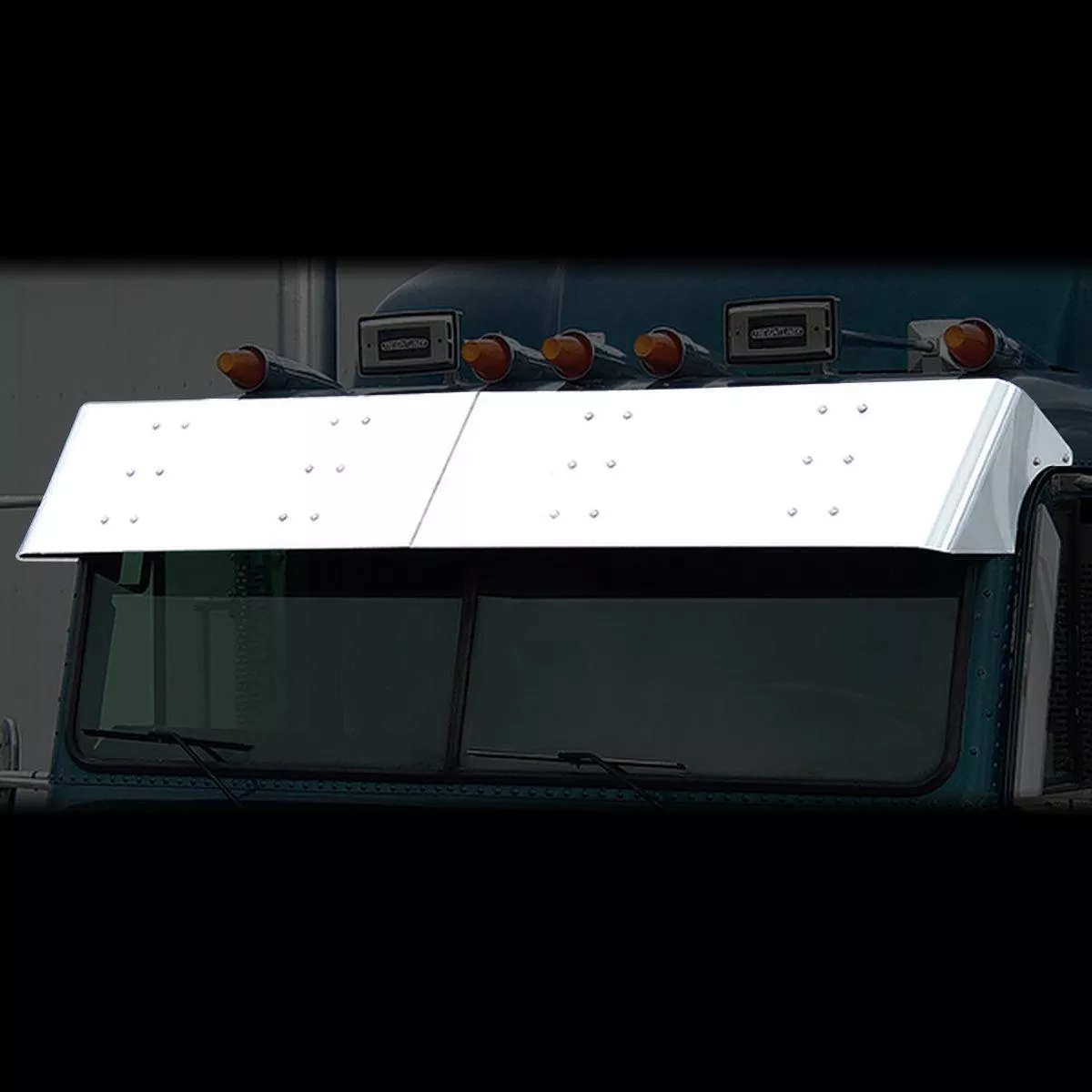 Roadwork’s – Freightliner “Flat Top” Visor Bracket Kit