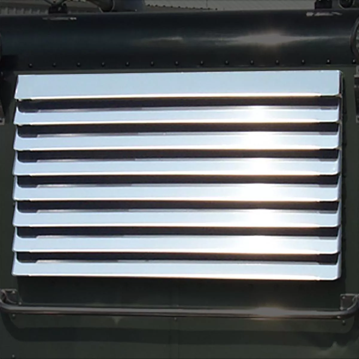 Roadworks Peterbilt Rear Window Louvers – 37″ x 20″