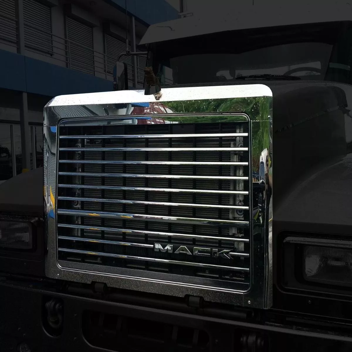 Trux – MACK CH Grille Surround – Set Forward Axles